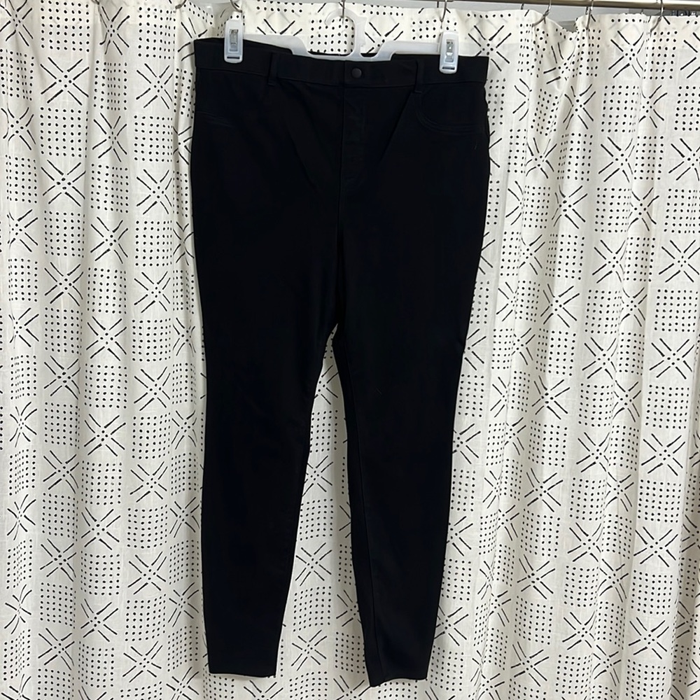 Time and Tru Black Jeggings